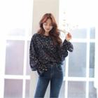 Round-neck Puff-sleeve Floral Blouse