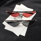 Triangle Cat Eye Metal Frame Sunglasses