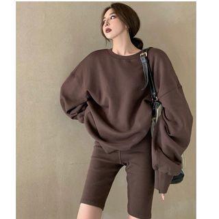 Oversized Hooded Zip Jacket / Sweatshirt / Plain Shorts