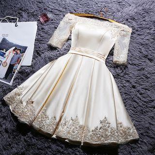 Off-shoulder Lace Mini A-line Cocktail Dress
