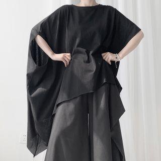 Elbow-sleeve Asymmetric Oversize T-shirt