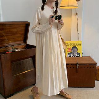 Long-sleeve Maxi Pleated Dress