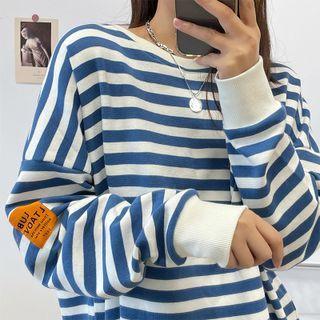 Long-sleeve Round-neck Striped Sweatshirt