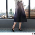 Gradient Pleated Velvet A-line Skirt