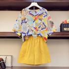 Short-sleeve Pattern Print Shirt / High-waist Plain Shorts