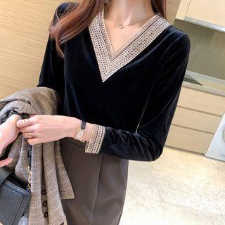 Long-sleeve V-neck Lace Panel Velvet Top