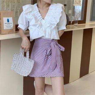 Elbow-sleeve Blouse / Striped Mini A-line Skirt