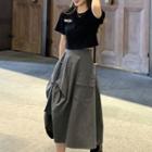 Lettering Short-sleeve T-shirt / Pocket Detail Midi A-line Skirt