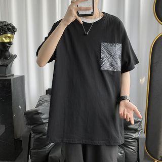 Elbow-sleeve Paisley Print Pocket T-shirt