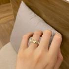 Flower Rhinestone Alloy Ring Gold - One Size