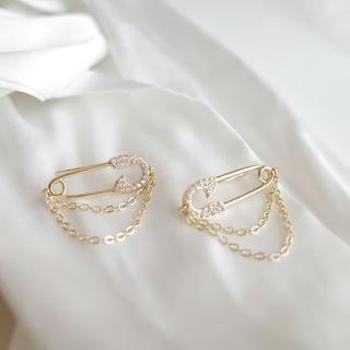 Safety Pin Chained Earring 1 Pair - Gold - One Size