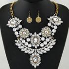 Set: Floral Necklace + Earring
