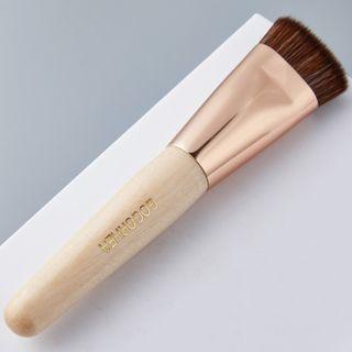Foundation Brush Beige - One Size