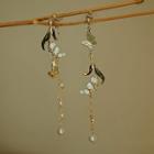 Flower Asymmetrical Alloy Dangle Earring 1 Pair - Gold - One Size