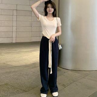 Short-sleeve Round Neck Asymmetrical Hem Cropped T-shirt / Straight Leg Pants