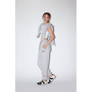 [lazy Sunday] Letter Jogger Pants