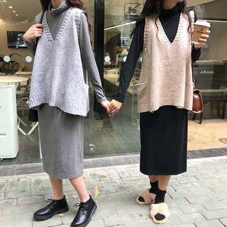 Long-sleeve Midi T-shirt Dress / Knit V-neck Vest