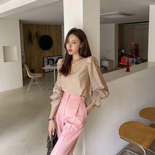 Frill-cuff Keyhole Back Blouse