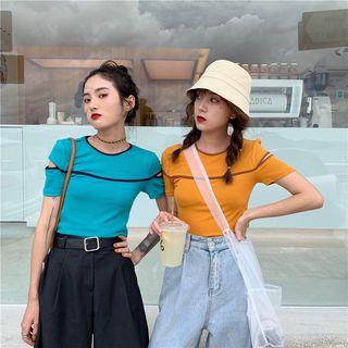 Cutout Short-sleeve Slim-fit Top