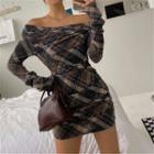 Off-shoulder Plaid Mini Bodycon Dress