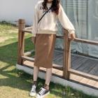 Lettering Pullover / Midi Knit Skirt