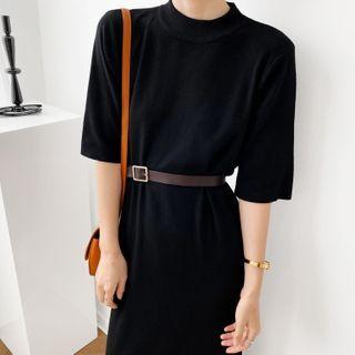 Crew-neck Short-sleeve Midi Knit Dress