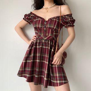 V-neck Plaid Puff-sleeve Dress