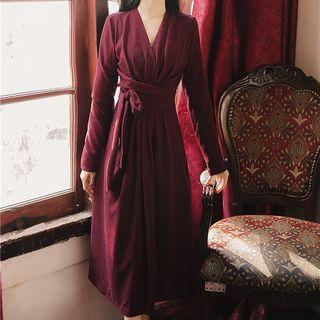 Glitter Tie-waist Long-sleeve Midi Shift Dress