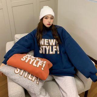 Turtleneck Mock Two-piece Lettering Sweatshirt