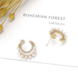 Faux Pearl Moon Earring