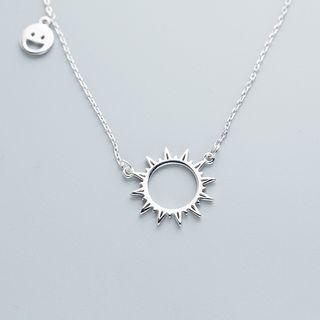 925 Sterling Silver Sun & Smiley Pendant Necklace As Shown In Figure - One Size