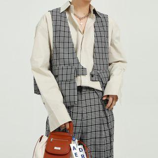 Plaid Button-up Vest / Wide-leg Pants