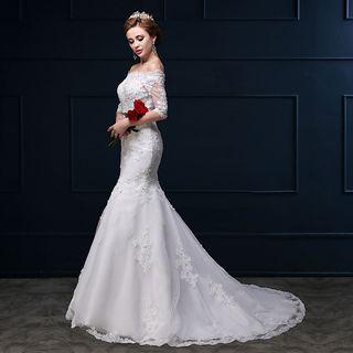 Sleeveless Lace Panel Mermaid Wedding Gown With Train