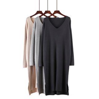 V-neck Knit Slit Midi Dress