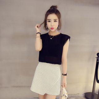 Lace Trim Pleated Chiffon Blouse