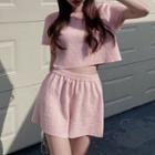 Short-sleeve Knit Crop Top / Wide-leg Shorts