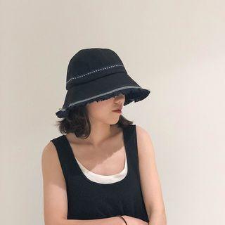 Fringed Contrast Trim Bucket Hat