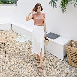Button-detail Slit-side Skirt