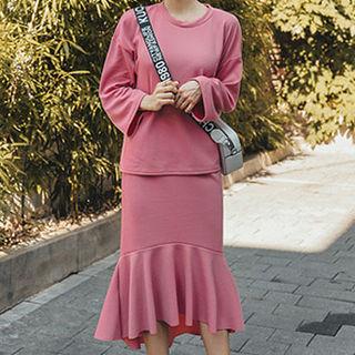 Set: Round-neck Loose-fit Top + Ruffle-hem Midi Skirt
