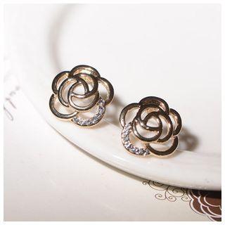 Cutout Rose Stud Earrings