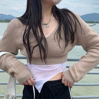 Short-sleeve T-shirt / Knit Top / Straight Leg Pants