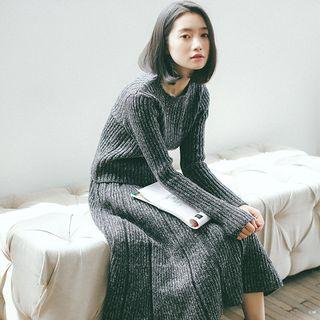 Set: Melange Sweater + Midi Skirt