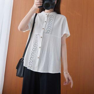 Short-sleeve Pattern Embroidered Blouse