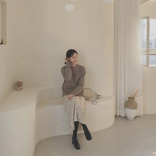 Button-cuff Woolen Sweater