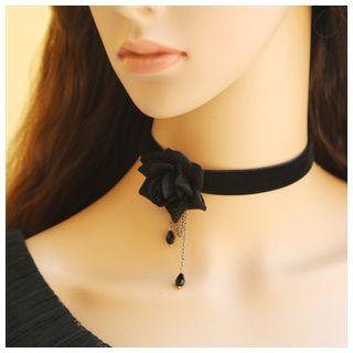 Rose Choker