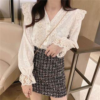 V-neck Lace Trim Pleuche Top