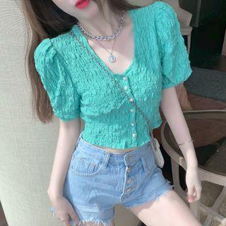 Short-sleeve V-neck Crinkled Cropped Blouse
