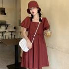 Short-sleeve Plain Midi Dress / Bucket Hat / Set