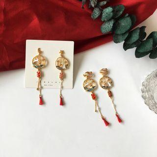 Rabbit / Cat Tassel Asymmetrical Alloy Dangle Earring