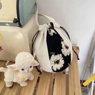 Floral Panel Corduroy Drawstring Bucket Bag Black & White - One Size